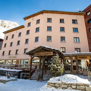 Hotel Langley Victors